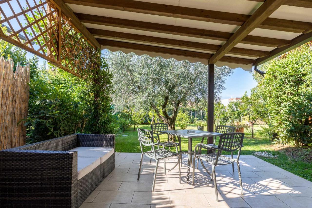 Residence Il Melograno มาแนร์บา เดล การ์ดา ภายนอก รูปภาพ